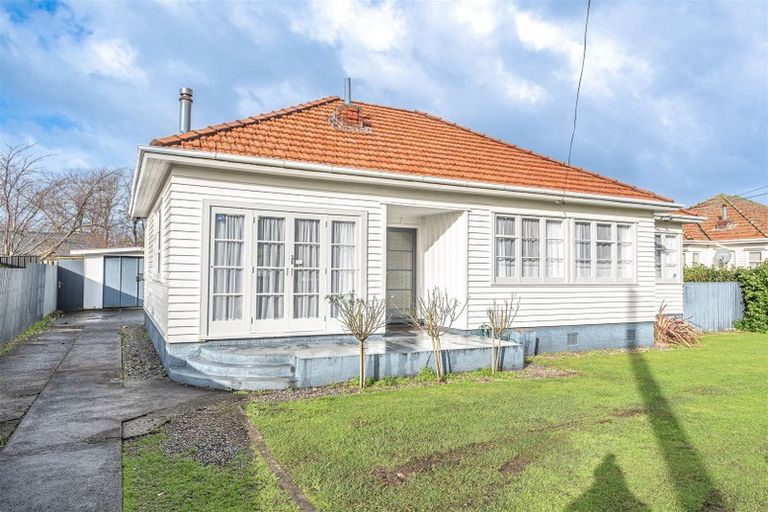 Photo of property in 6 Gunn Street, Gonville, Whanganui, 4501