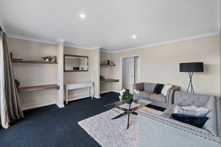 Photo of property in 14 Glenfinnan Place, West Melton, 7618