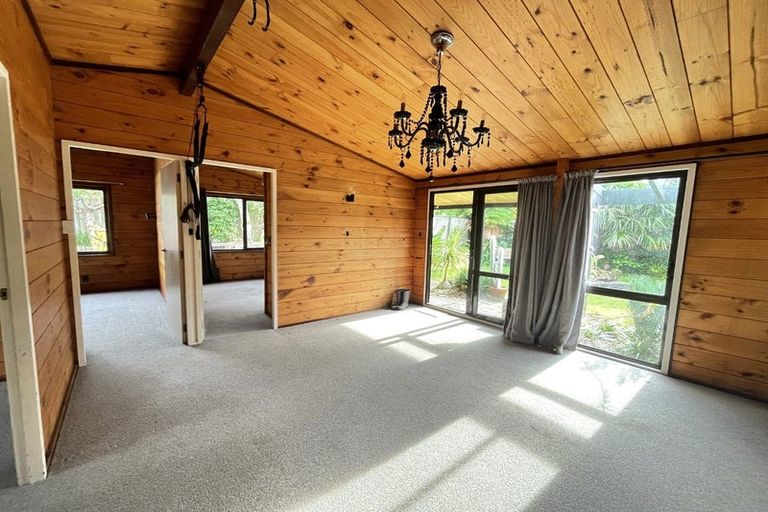 Photo of property in 41b Barrett Road, Whalers Gate, New Plymouth, 4310