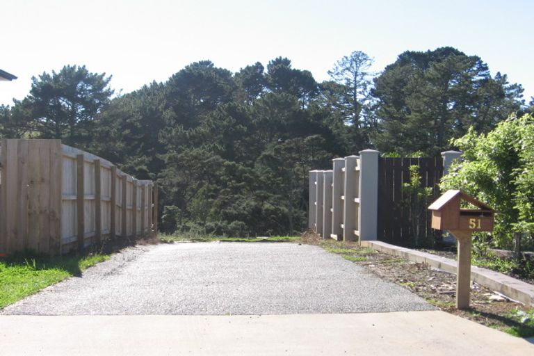 Photo of property in 47 Aberley Road, Schnapper Rock, Auckland, 0632