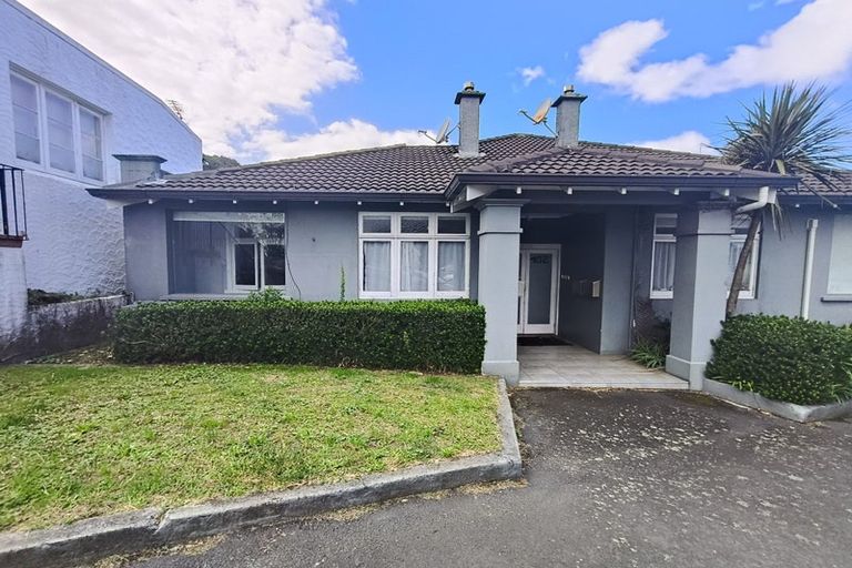 Photo of property in 402a Mount Eden Road, Mount Eden, Auckland, 1024