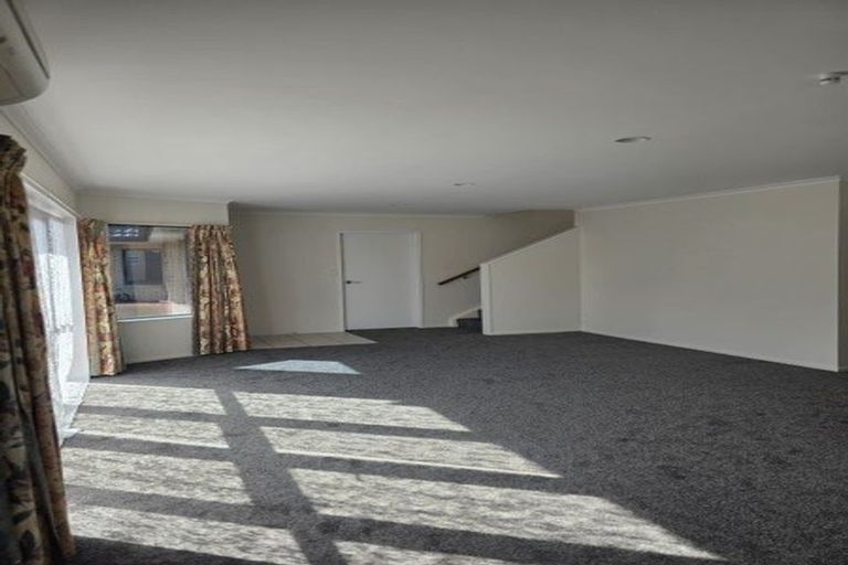 Photo of property in 3/66 Kawaha Point Road, Kawaha Point, Rotorua, 3010