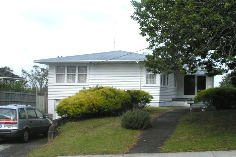 Photo of property in 1/22 Lyttelton Avenue, Forrest Hill, Auckland, 0620