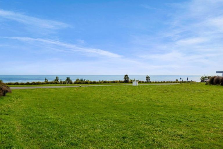 Photo of property in 3 Te Umu Hapuku Lane, Waiwhakaiho, 4312