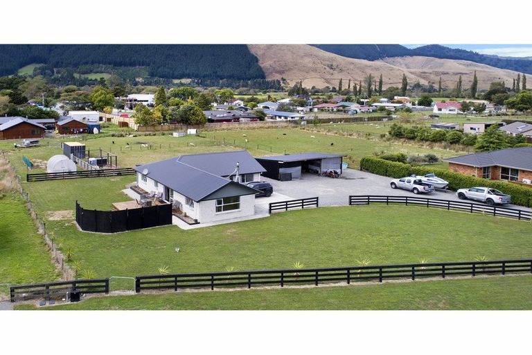 Photo of property in 11 Robertson Mill Place, Rai Valley, 7194