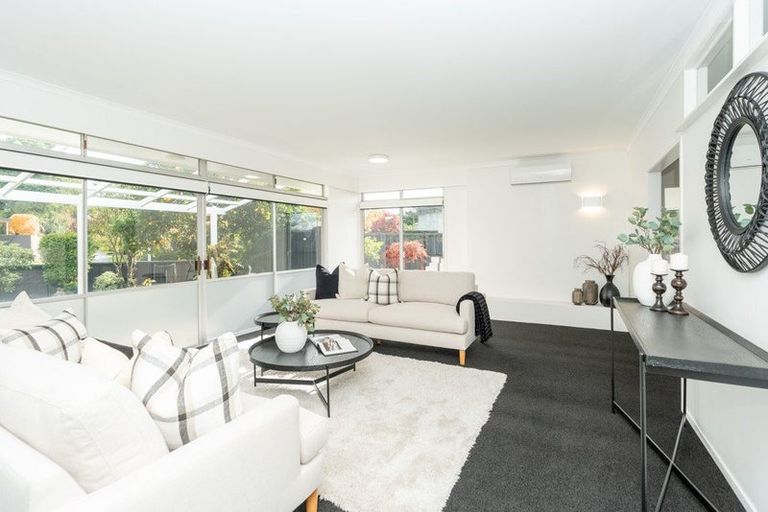 Photo of property in 2 Clements Crescent, Queenwood, Hamilton, 3210