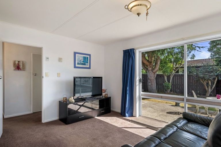 Photo of property in 68 Meadowvale Drive, Levin, 5510