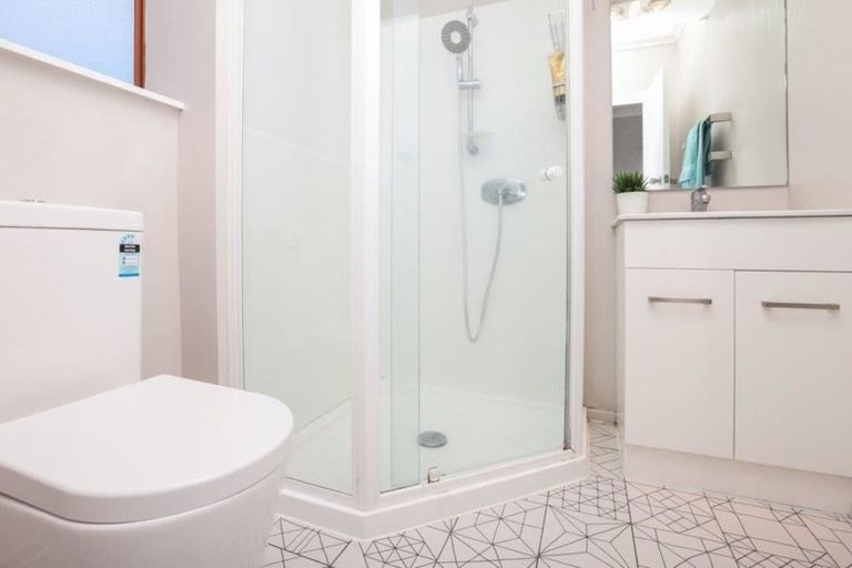 Photo of property in 65 Hooker Avenue, Chedworth, Hamilton, 3210