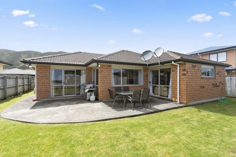 Photo of property in 10 Fraser Colman Grove, Wainuiomata, Lower Hutt, 5014