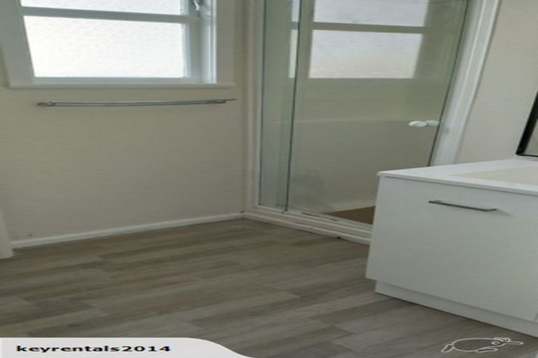 Photo of property in 37 Biddle Crescent, Taita, Lower Hutt, 5011