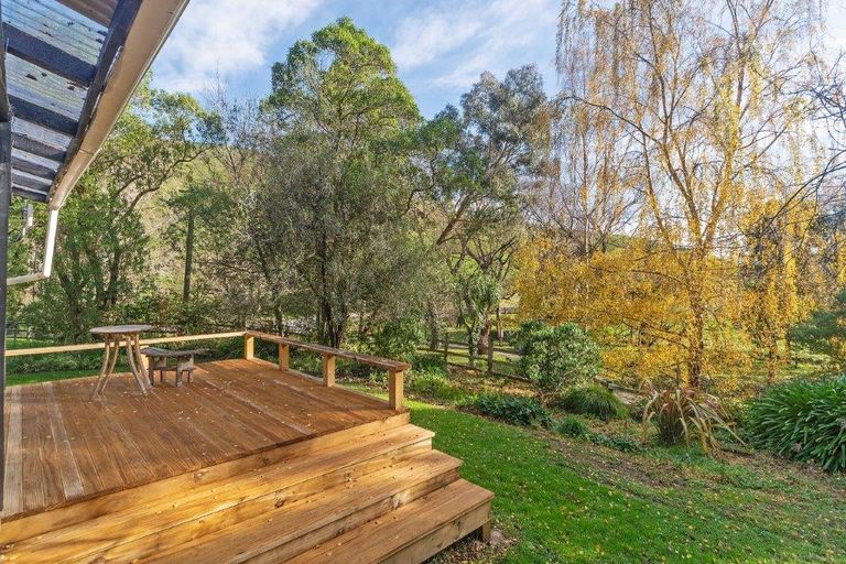 Photo of property in 1327 Hinakura Road, Hinakura, Martinborough, 5784