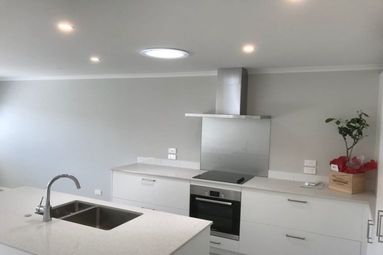 Photo of property in 120 Matua Road, Huapai, Kumeu, 0810