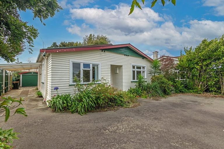 Photo of property in 38 Matipo Street, Takaro, Palmerston North, 4410