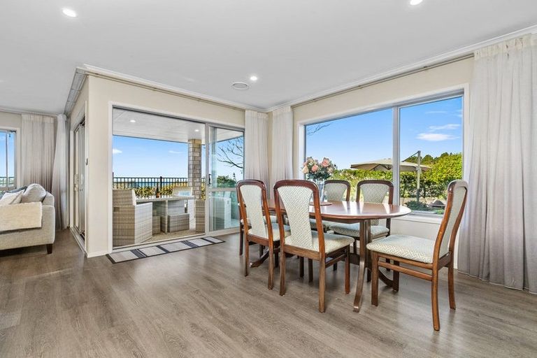 Photo of property in 69 Hillcrest Road, Hatfields Beach, Orewa, 0931