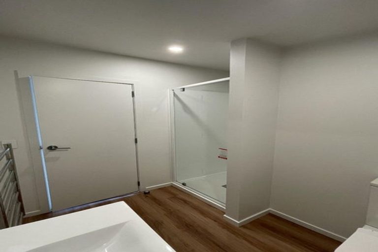 Photo of property in 12/33 Raukawa Street, Stokes Valley, Lower Hutt, 5019