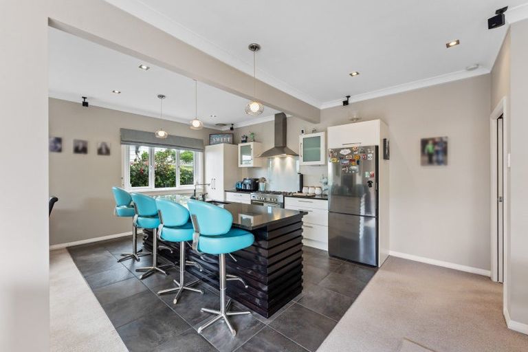 Photo of property in 11 Hathaway Avenue, Boulcott, Lower Hutt, 5010
