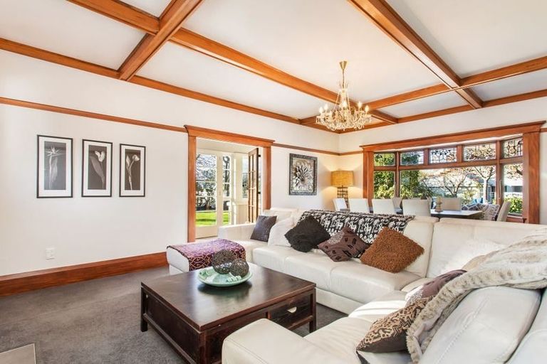 Photo of property in 28 Tui Street, Fendalton, Christchurch, 8041