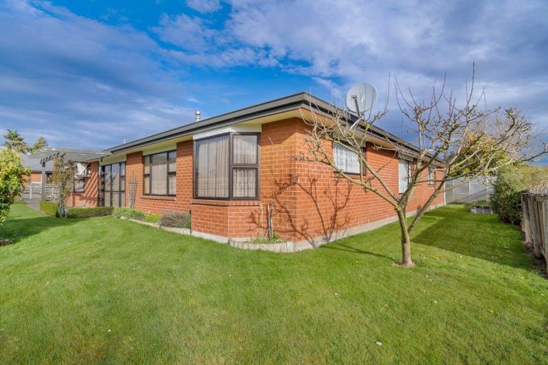 Photo of property in 35 Anne Street, Winton, 9720