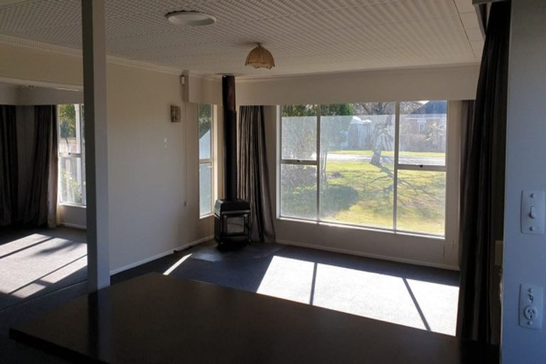 Photo of property in 1 Pemberton Drive, Darfield, 7510