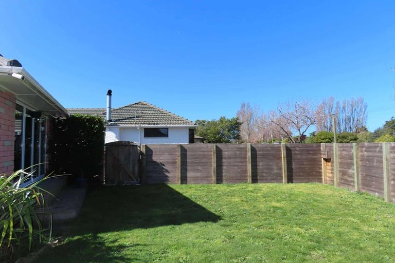 Photo of property in 220 Beach Road, North New Brighton, Christchurch, 8083