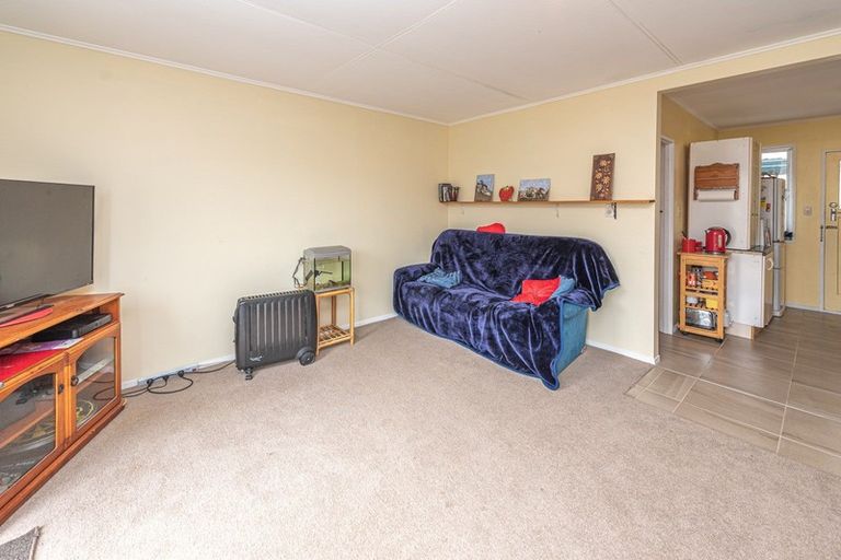 Photo of property in 63b Polson Street, Castlecliff, Whanganui, 4501
