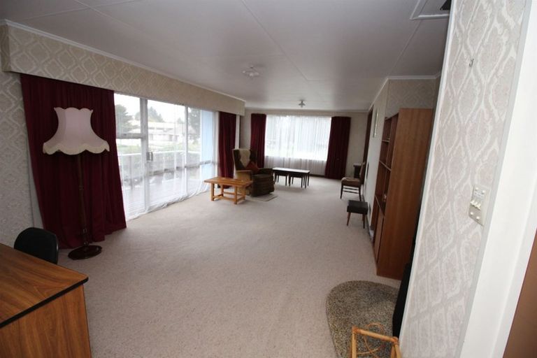 Photo of property in 38 Thompson Street, Tokoroa, 3420