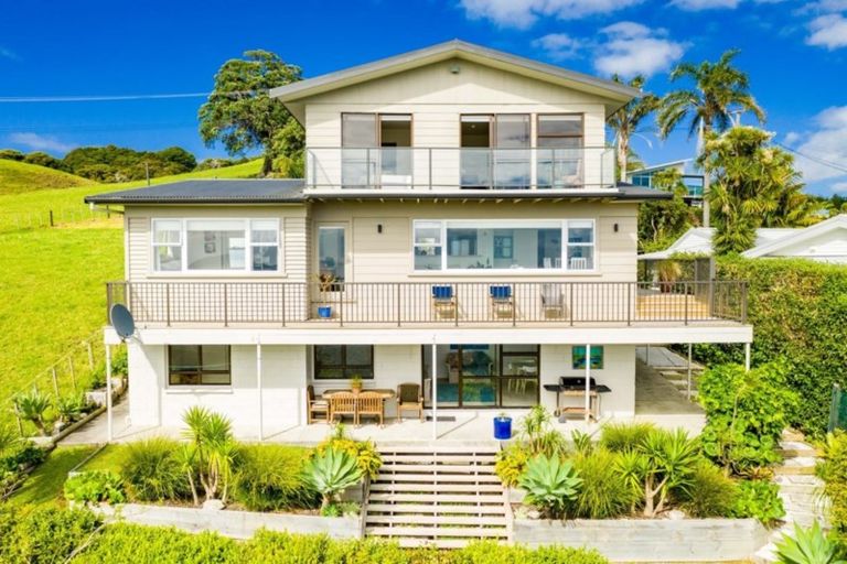 Photo of property in 53 Saint Anne Road, Waipu, 0582