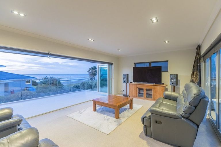 Photo of property in 177a Manly Street, Paraparaumu Beach, Paraparaumu, 5032