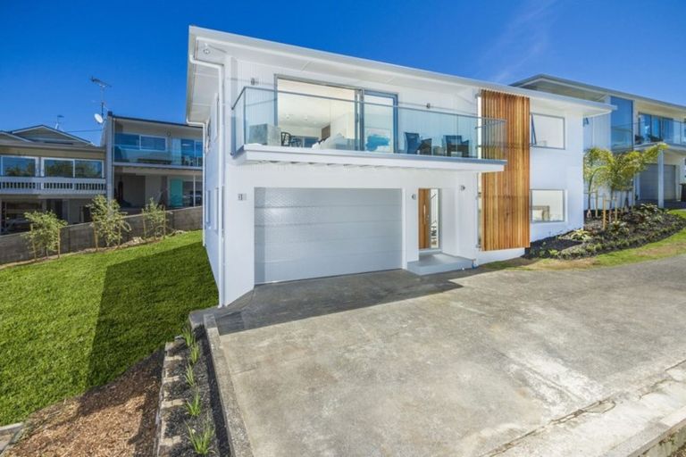 Photo of property in 2/5 Brown Street, Hauraki, Auckland, 0622