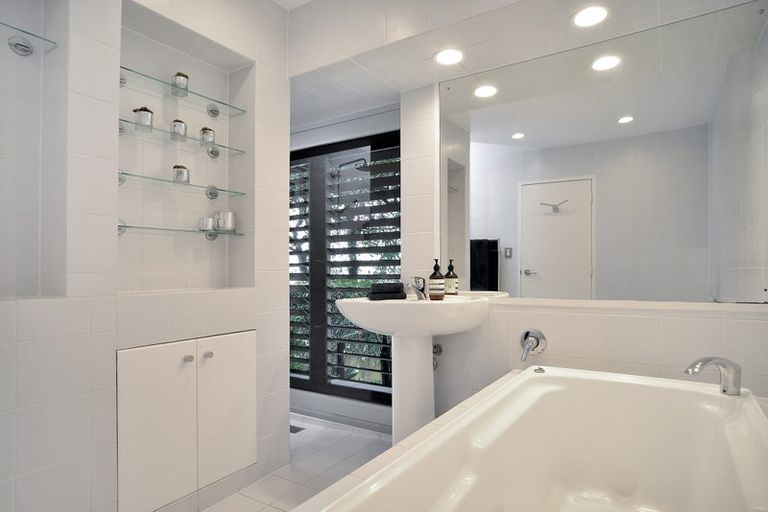 Photo of property in 1 Cameron Street, Saint Marys Bay, Auckland, 1011