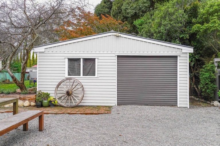 Photo of property in 21 Bethune Street, Featherston, 5710