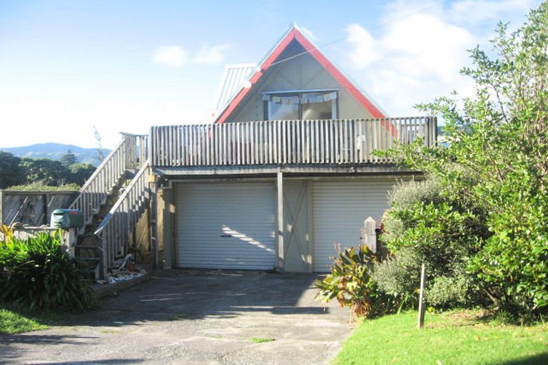 Photo of property in 42 Aperahama Street, Paekakariki, 5034