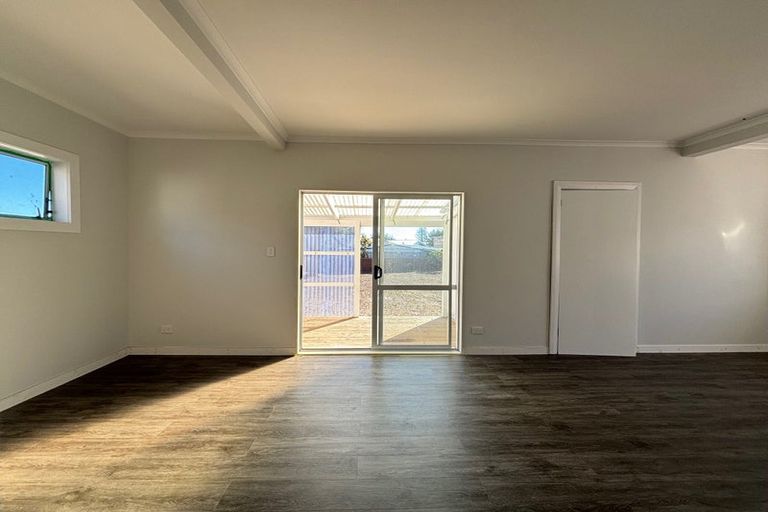 Photo of property in 48 York Street, Moera, Lower Hutt, 5010