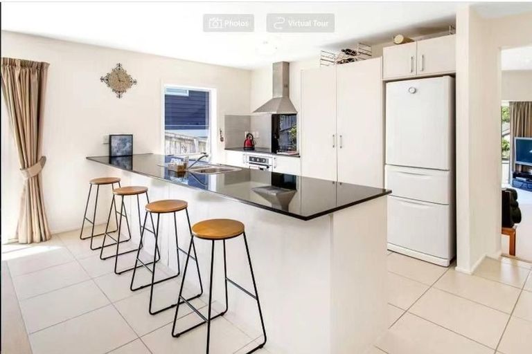 Photo of property in 9 Tararua Close, Aotea, Porirua, 5024