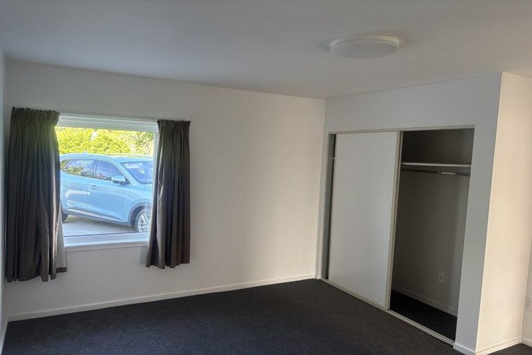 Photo of property in 2/96 Hinau Street, Riccarton, Christchurch, 8041