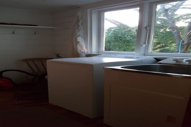 Photo of property in 84 Hackthorne Road, Cashmere, Christchurch, 8022