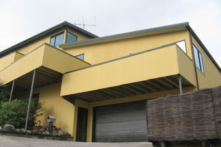 Photo of property in 1 Bunker Way, Strathmore Park, Wellington, 6022