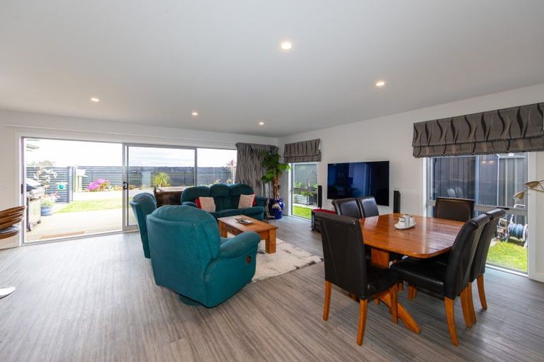 Photo of property in 5 Hurunui Drive, Te Awa, Napier, 4110