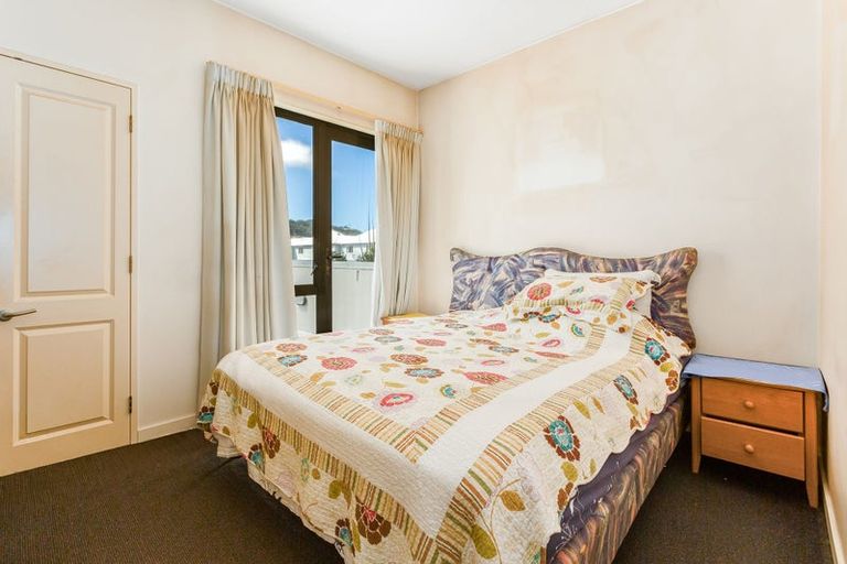 Photo of property in 12 Hall Avenue, Newtown, Wellington, 6021