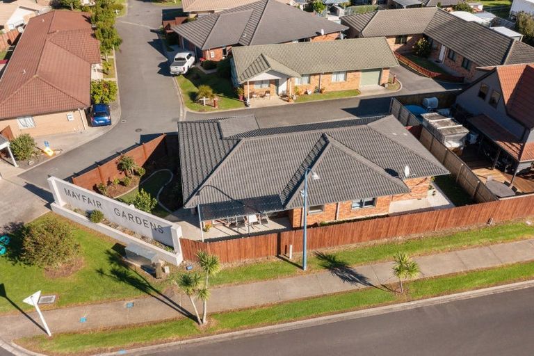 Photo of property in Mayfair Gardens, 3/2 Mayfair Close, Whitianga, 3510