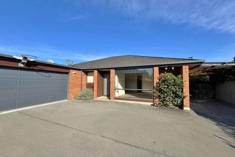 Photo of property in 2/82 Middleton Road, Upper Riccarton, Christchurch, 8041