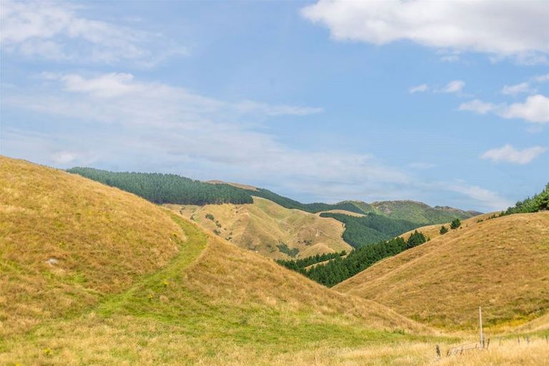 Photo of property in 1122b Paekakariki Hill Road, Paekakariki Hill, Porirua, 5381