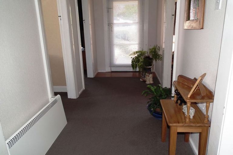 Photo of property in 9 Kelvin Street, South Hill, Oamaru, 9400