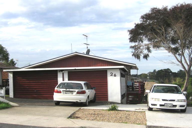 Photo of property in 2/26 Fitzwater Place, Henderson, Auckland, 0612