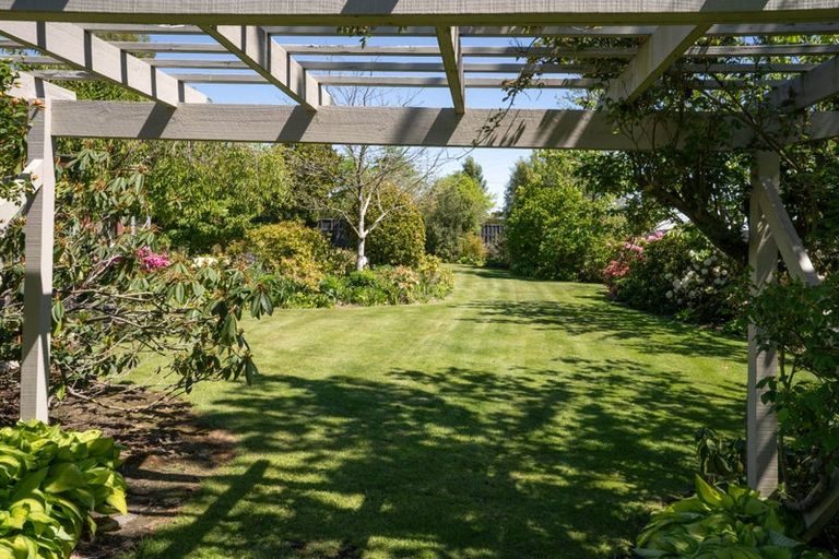 Photo of property in 331 West Belt, Rangiora, 7400