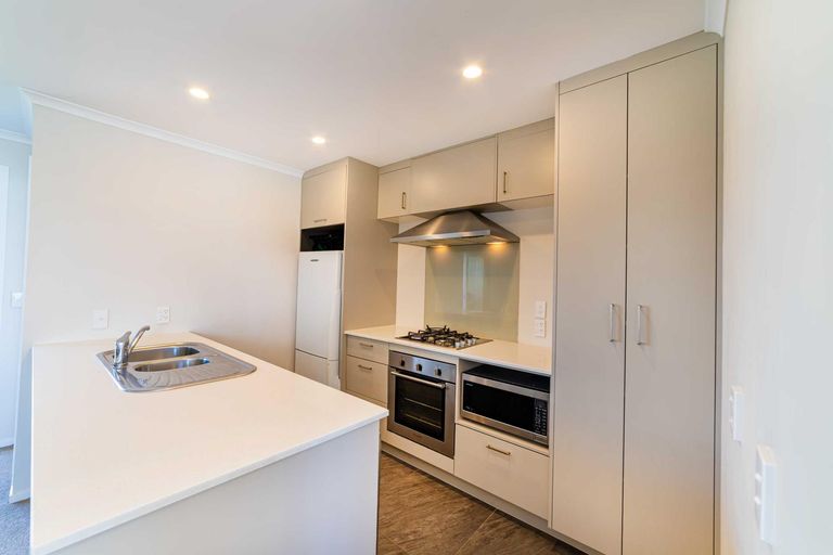 Photo of property in 28 Joseph Street, Flat Bush, Auckland, 2019