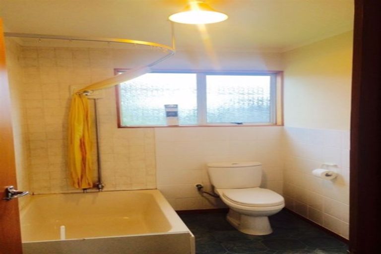 Photo of property in 8 Carnock Road, Harwood, Dunedin, 9077