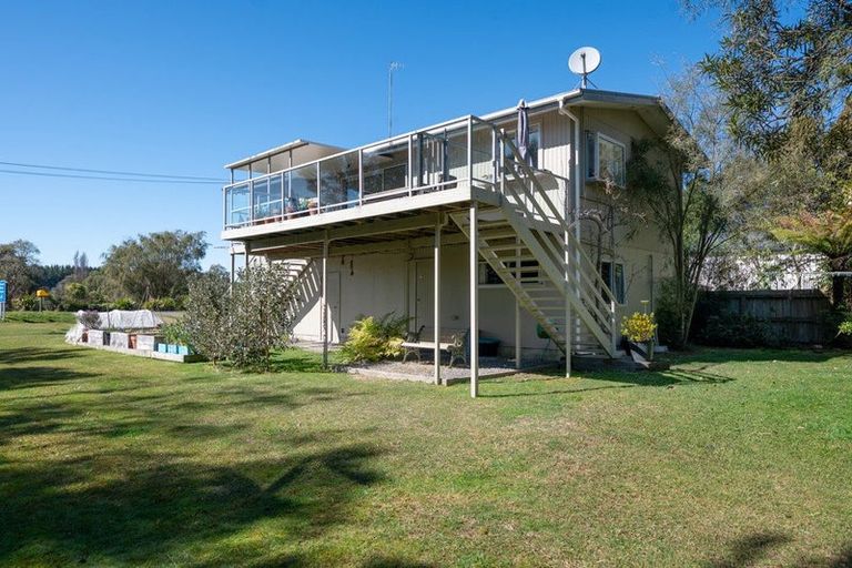 Photo of property in 19 Te Heuheu Parade, Tauranga Taupo, Turangi, 3382