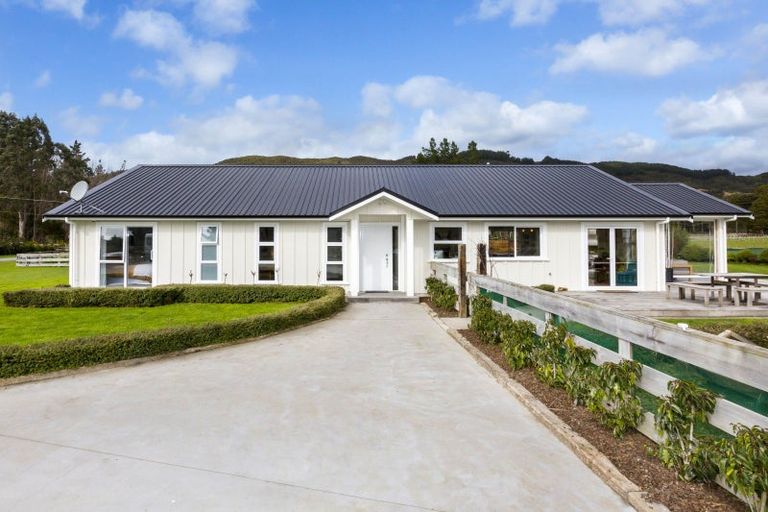 Photo of property in 420 Katherine Mansfield Drive, Blue Mountains, Upper Hutt, 5371