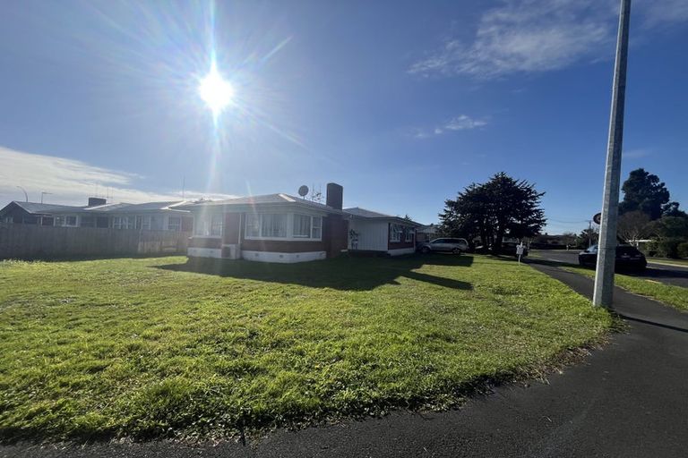 Photo of property in 1 Springfield Crescent, Enderley, Hamilton, 3214